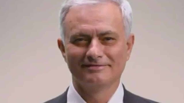 Jose Mourinho sur Fortnite : Les footballeurs restent debout toute la nuit à jouer à cette merde